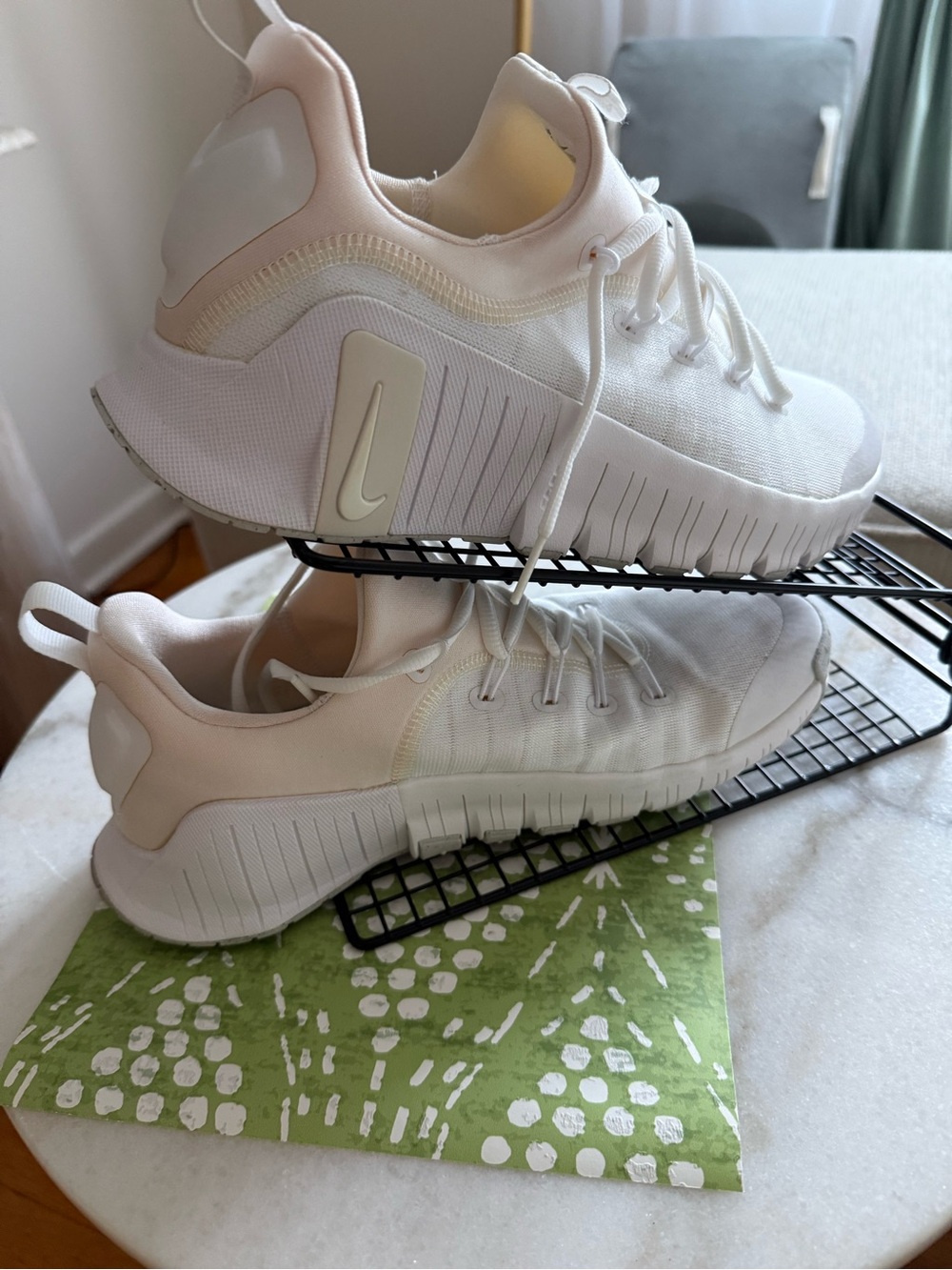 Nike Women's White and Light Pink Training Sneakers